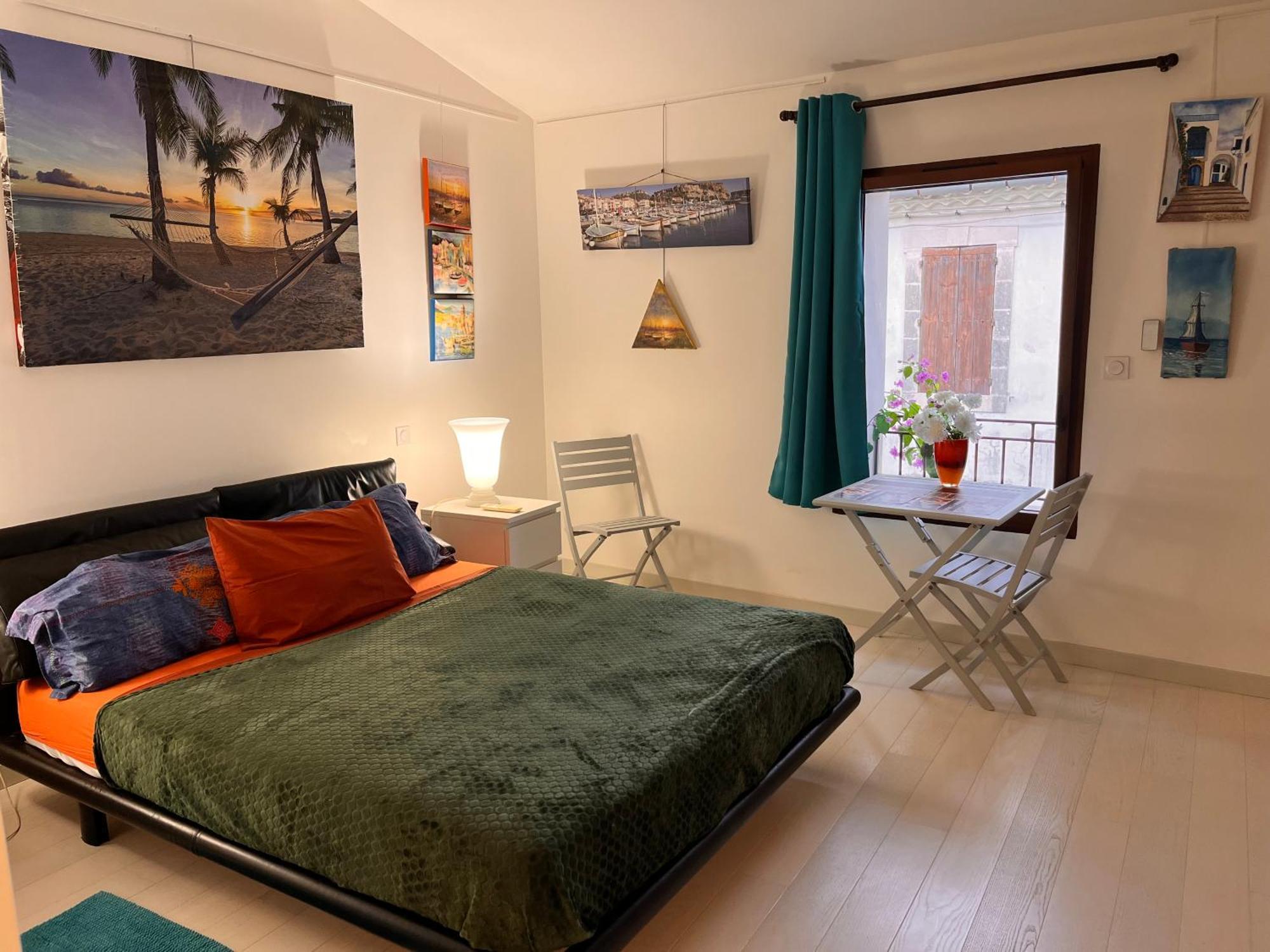 Cozy Spacieuse, Intra-muros, Clim, Parking Homestay Aigues-Mortes
